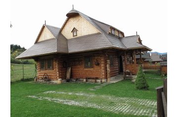 Slovacia Chata Liptovská Štiavnica, Exteriorul